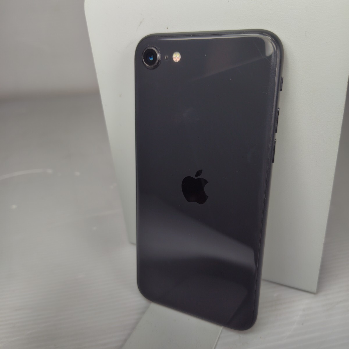 iPhone SE (第2世代) ブラック 128GB本体ジャンク Yahoo!オークション -「iphone ジャンク se」の落札相場・落札価格