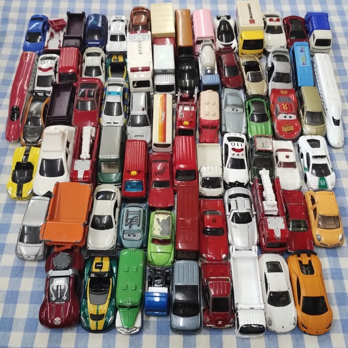 トミカ ミニカー まとめ売り セット タカラトミー Yahoo!オークション -「トミカ ミニカー まとめて」の落札相場