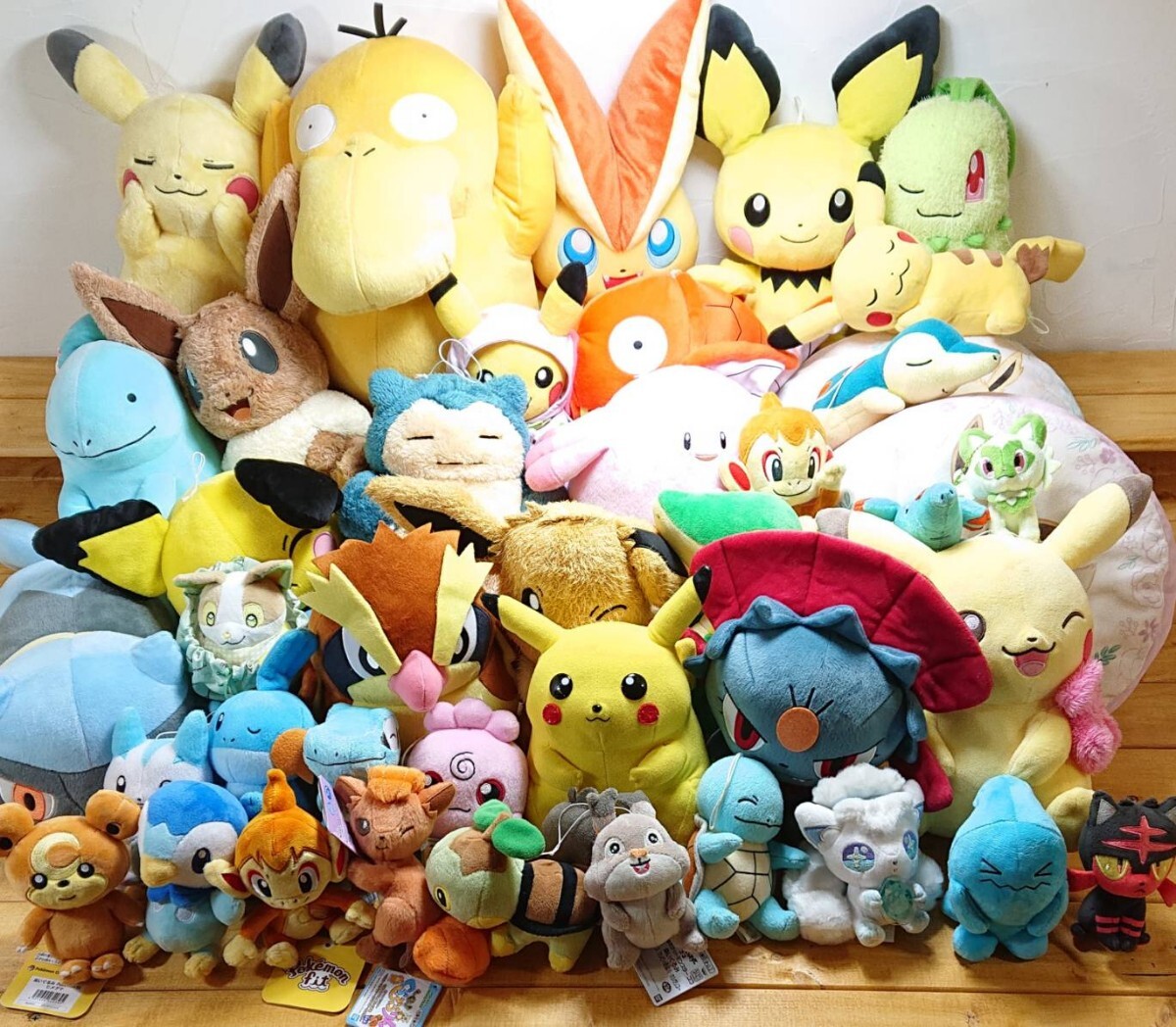 ポケモン ぬいぐるみ まとめ売り Yahoo!オークション -「ポケモンぬいぐるみまとめ」の落札相場