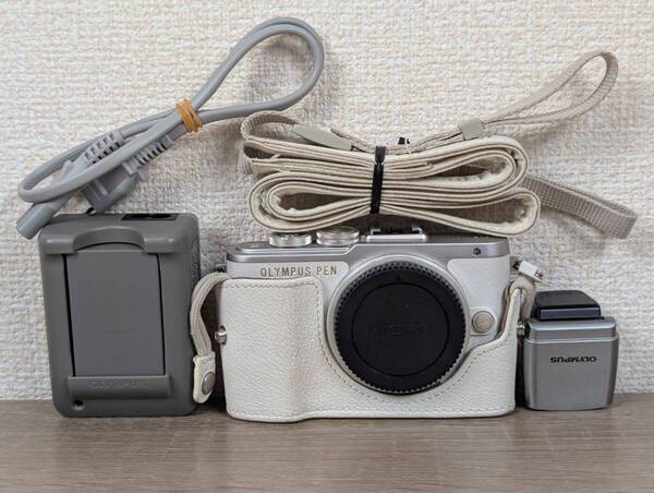 【動作品】OLYMPUS PEN Lite E-PL8 ボディ ホワイト ミラーレス一眼カメラ オリンパス