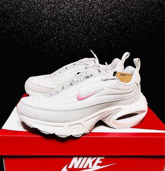 ☆送料込■新品23.5cm■ナイキ エア マックス ポータル AIR MAX フォトンダスト/サミットホワイト/ピンク WMNS【定価.14850円】