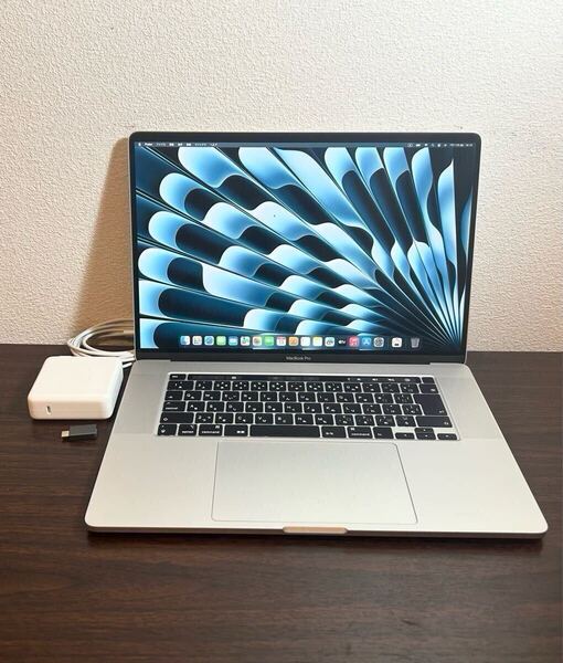 本日限定価格【ハイスペック 美品】Apple MacBook Pro 16inch 2019/Core i9 2.4GHz/32GB/SSD1TB/8コア/Windows11/Office 2021/充52回