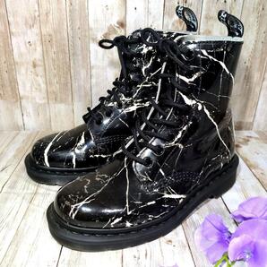 【ドクターマーチン】PASCAL☆8ホールブーツ☆大理石☆UK4☆パスカル☆Dr.Martens☆レディース靴☆23cm