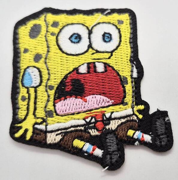 送料無料 スポンジ・ボブ ぽかーん パッチ アイロン のりつき 刺繍 ワッペン アップリケ アメリカン雑貨 スマアク