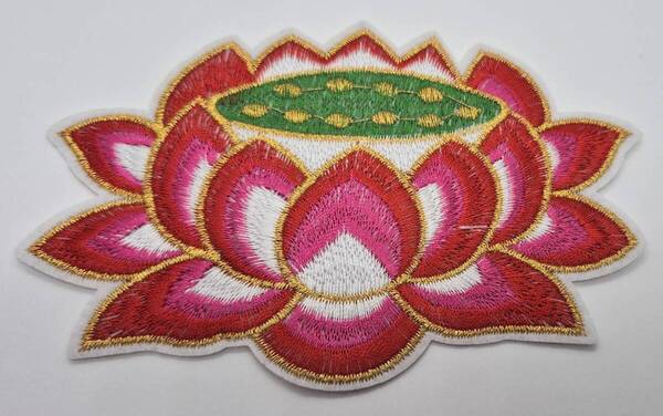 送料無料 花 蓮 極楽浄土 パッチ アイロン のりつき 刺繍 ワッペン アップリケ アメリカン雑貨 スマアク