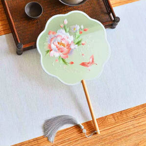 うちわ 両面刺繍 上品 透け感 団扇 伝統手芸 花火大会 踊り グリーン 花柄