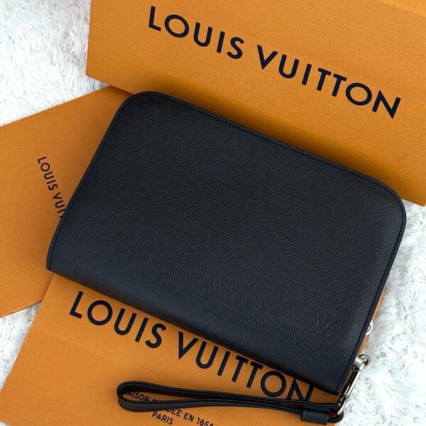 ☆極上美品☆LOUIS VUITTON バイカル タイガ クラッチ セカンドバッグ ルイヴィトン ブラック