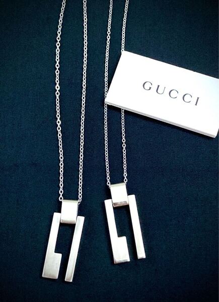 【即決/送料込み】GUCCI/グッチ ペアネックレス カットアウト/Gロゴ/Gモチーフ/Gカット ネックレス/ペンダント