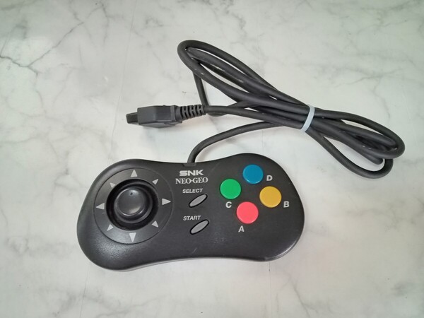 K4362 SNK NEO-GEO ネオジオパッド ゲームコントローラ コントローラ 動作未確認 現状品 JUNK 送料無料