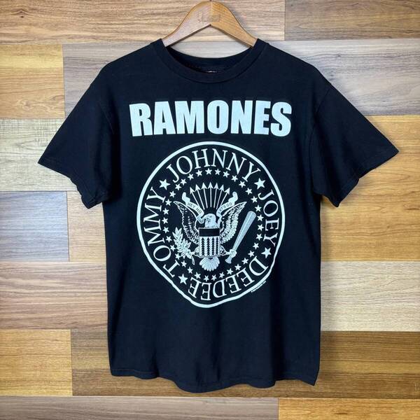 RAMONES ラモーンズ T-sh ロック バンド パンク Tシャツ サイズ メンズ M位 ストリート アメカジ 古着 r25062727