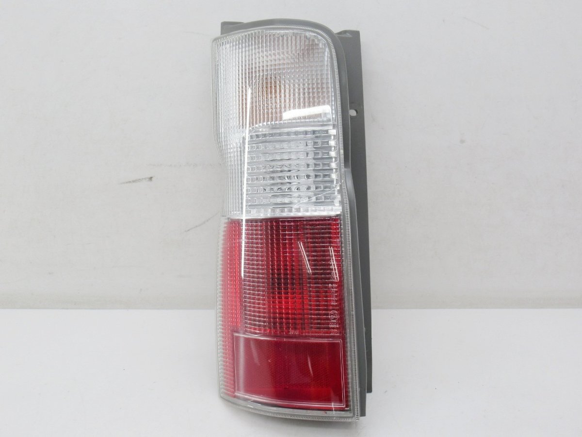 Yahoo!オークション -「e25キャラバンテール」(パーツ) の落札