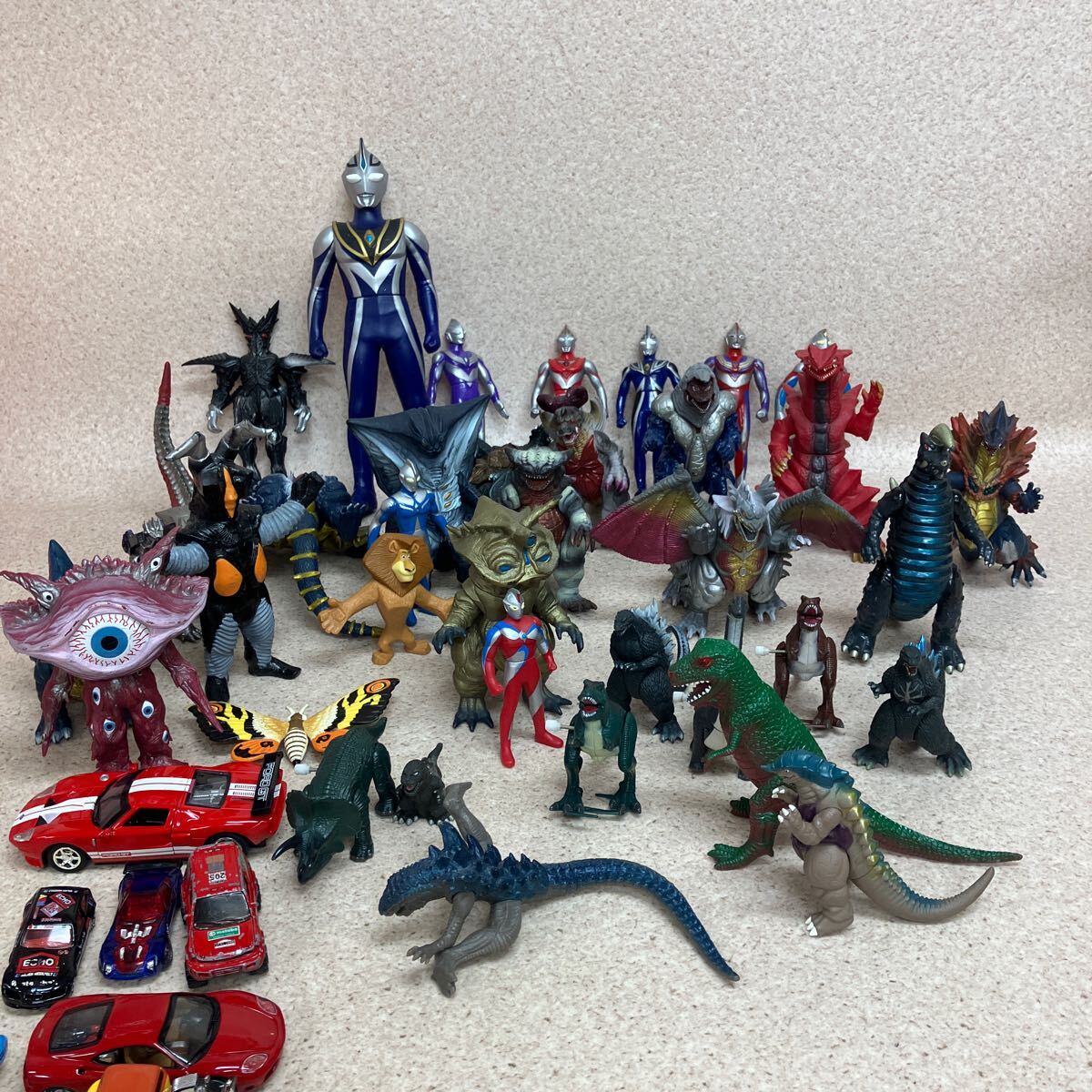 ウルトラマン フィギュア 大量 Yahoo!オークション -「ウルトラマン フィギュア 大量」の落札