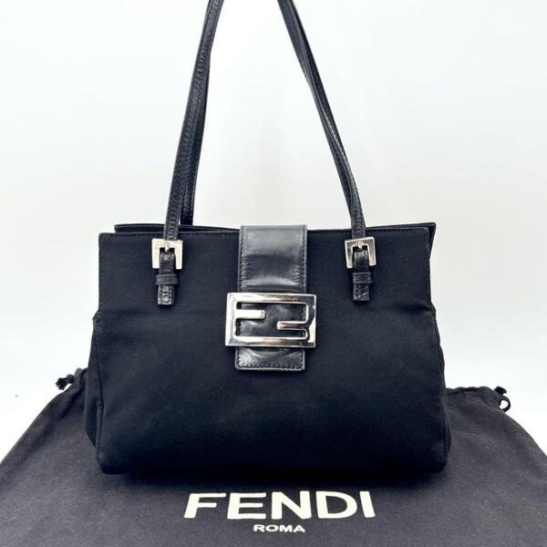 FENDI フェンディ マンマ ミニ トートバッグ 黒 FF金具 ナイロン シルバー金具 通勤 通学