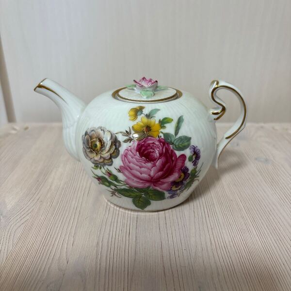 薔薇のティーポット 陶磁器 アンティーク風