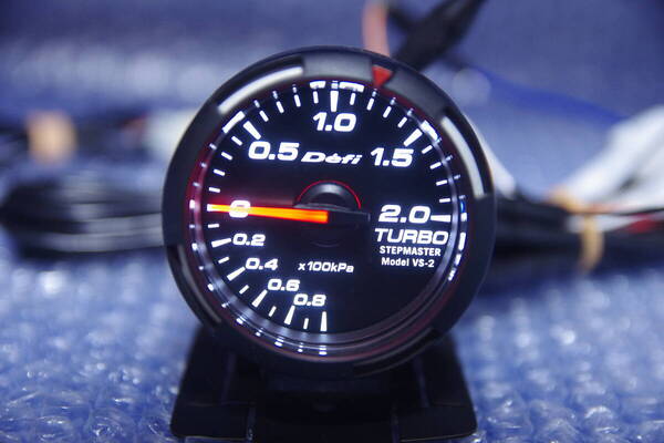 希少 廃盤 Defi ホワイト レーサーゲージ メーター 52mm ブースト計 デフィ Racer Gauge 単体駆動モデル ターボ計 BOOST DF6506 送料無料