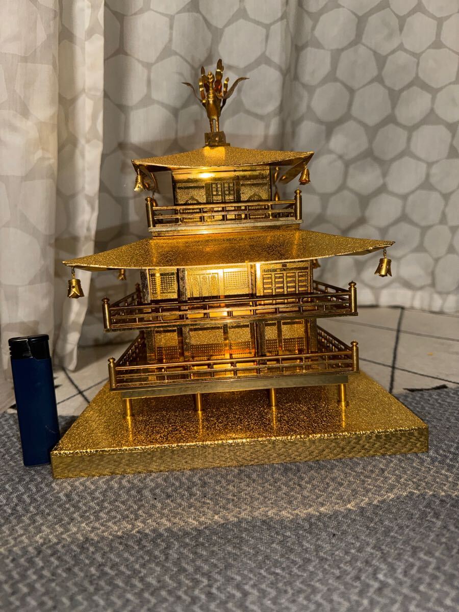 縁起物 金閣寺 金メッキ 金属製 置物 京都 インテリア コレクション Yahoo!オークション -「金閣寺 置物」(金属工芸) (工芸品)の落札