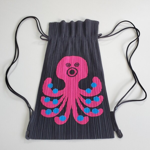 ISSEY MIYAKE イッセイミヤケプリーツプリーズ PLEATS PLEASE バッグ リュック AG432
