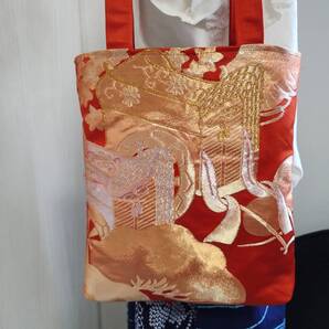送料無料★着物帯リメイク★金糸銀糸の御所車刺繍 正絹トートバッグ