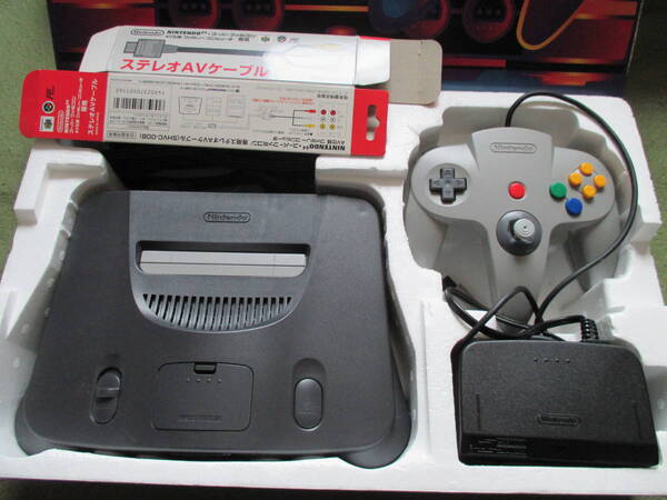 NINTENDO64 ニンテンドー64 任天堂64 本体 コントローラー 箱 取説 別売りステレオAVケーブルあり スーパーマリオ64 マリオカート64