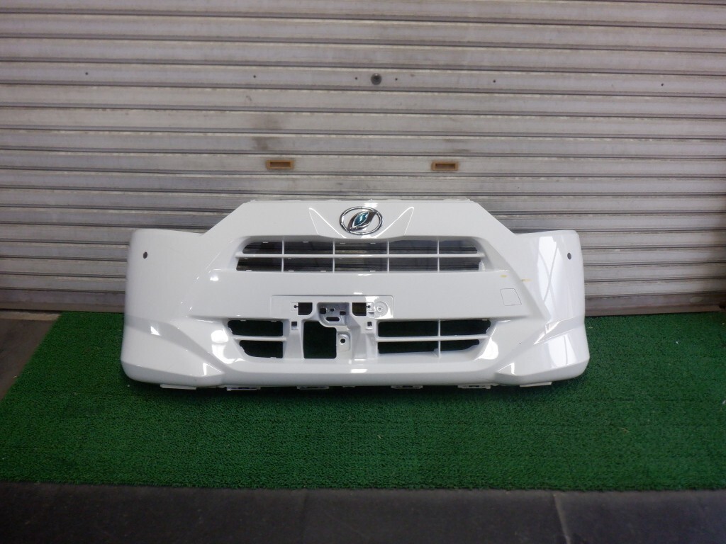 F10/ LA350S/LA360Sミラ イース純正フロントバンパー 52119-B2D00 F10/ LA350S/LA360Sミラ イース純正フロントバンパー 52119-B2D00