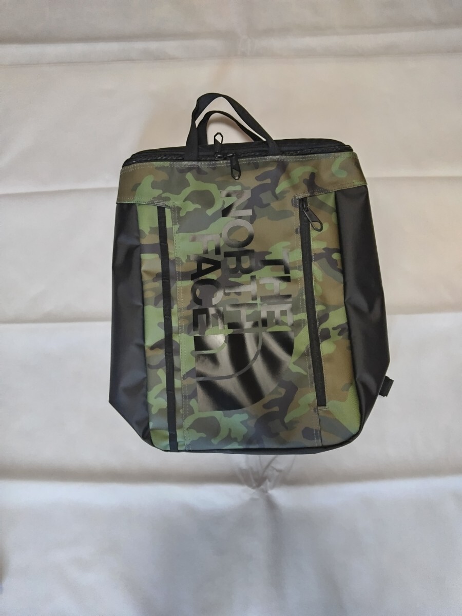 ラリークラーク本人現像 Supreme2005カレンダーのオフショット　サイン入 Yahoo!オークション - Supreme ラリークラークLARRY CLARK
