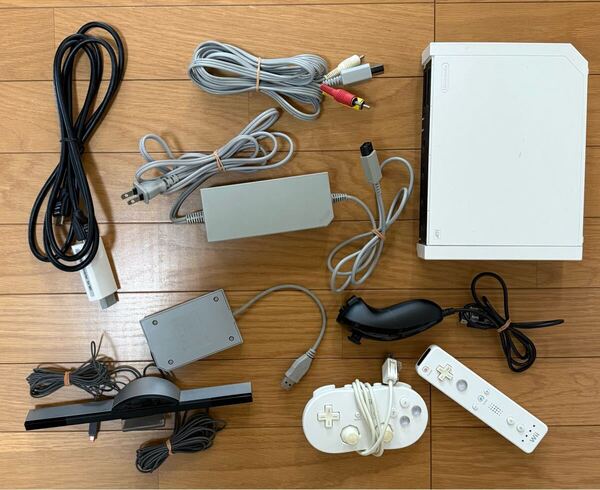 任天堂 Wii 本体 白
