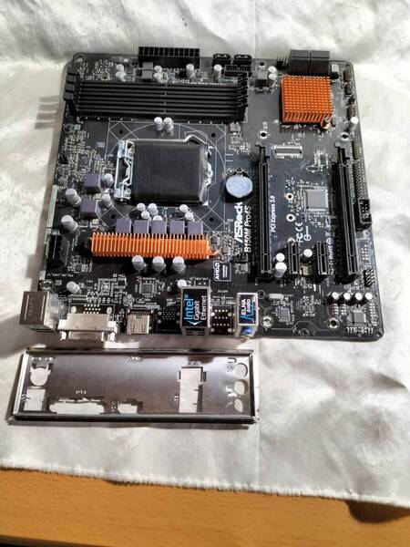 ★ ASRock B150M PRO4S LGA1151 B150 MATX●マザーボード