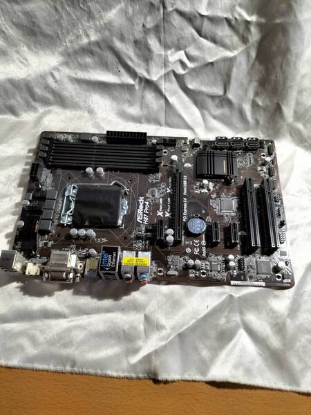 ★ASROCK H87 PRO4 LGA1150 H87 ATXマザ●マザーボード