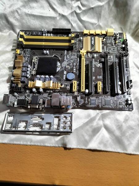 ★ASUS Z87-A LGA1150 Z87 ATXマザ●マザーボード