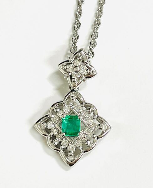 ☆Pt850/Pt900 エメラルド0.30ct&ダイヤ0.20ct付きペンダントネックレス 40cm☆