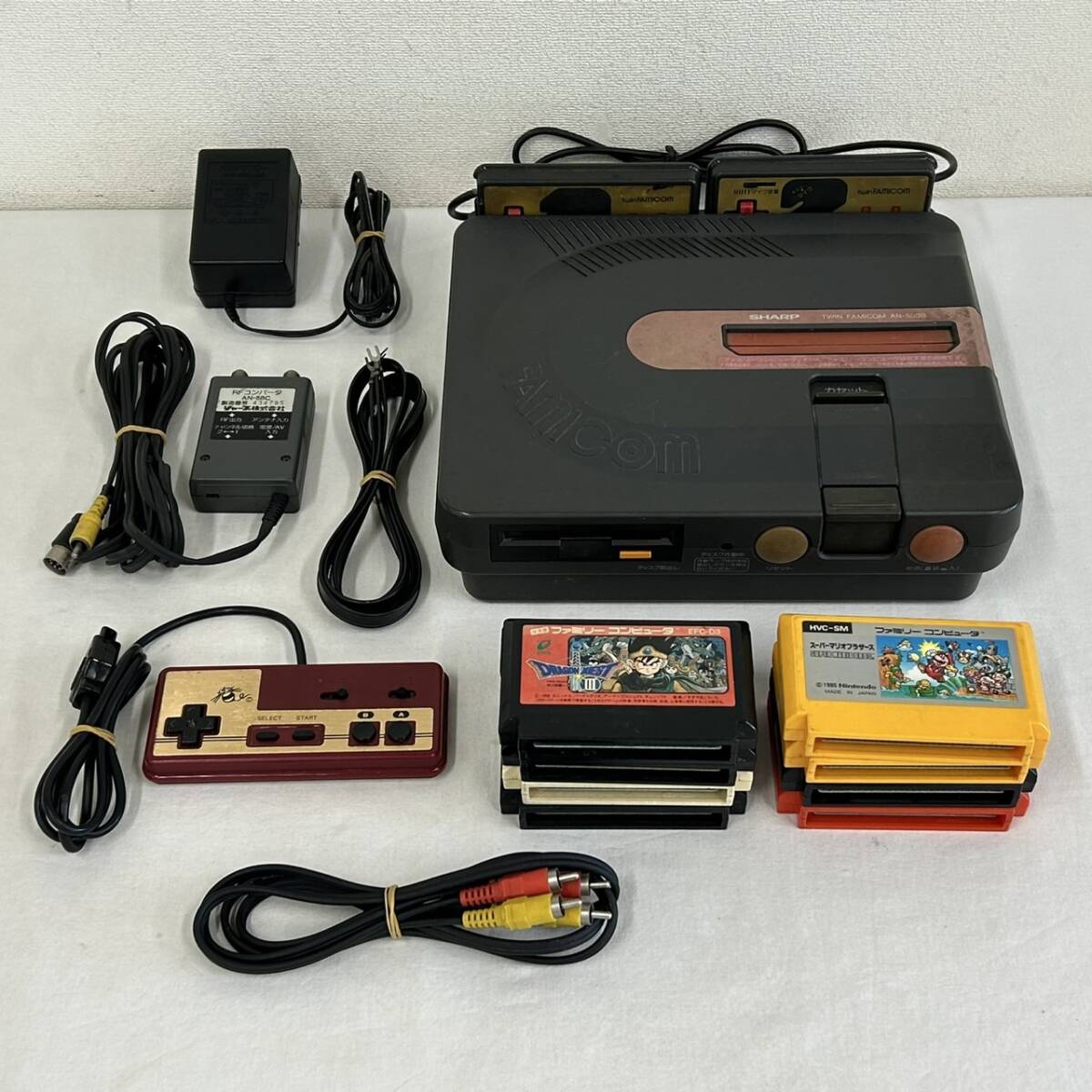 ツインファミコン　SHARP製　アダプター付　ジャンク品 Amazon | SHARP ツインファミコン 本体 AN-500B | ファミリー