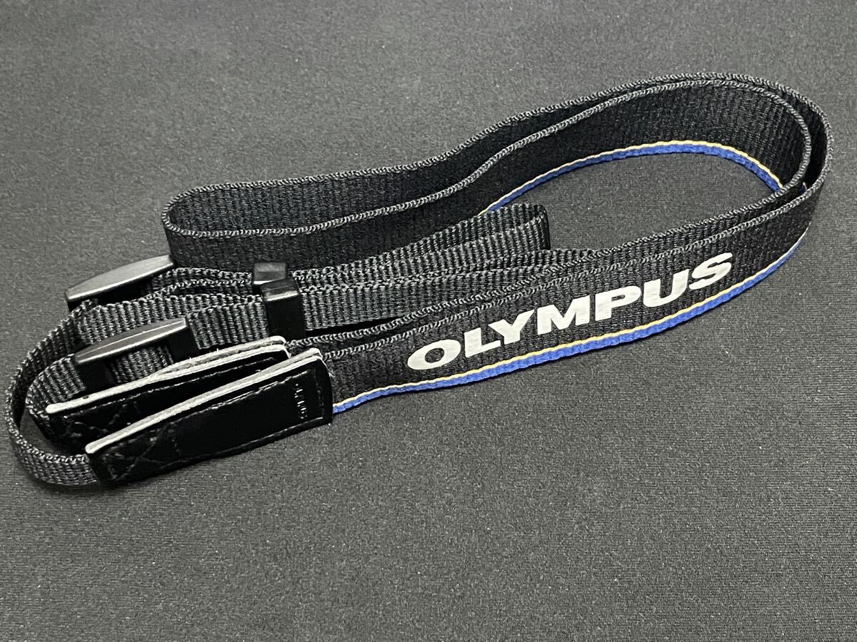 OLYMPUS OM-1 ブラック 完動 ストロボ・純正ストラップ付　1050 OLYMPUS OM-1 ブラック 完動 ストロボ・純正ストラップ付 1050