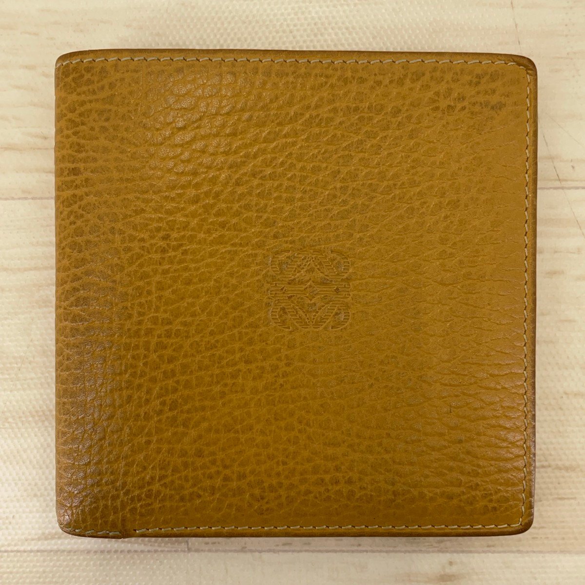 2025年最新】ロエベ 財布で見つける上品で洗練されたデザインの