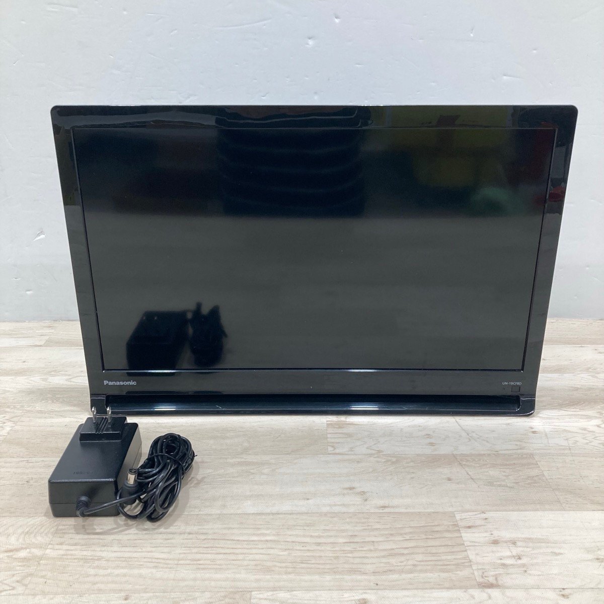 Panasonic UN-15L11-K BLACK 新品未開封 Amazon | パナソニック 15V型 ハイビジョン ポータブル 液晶