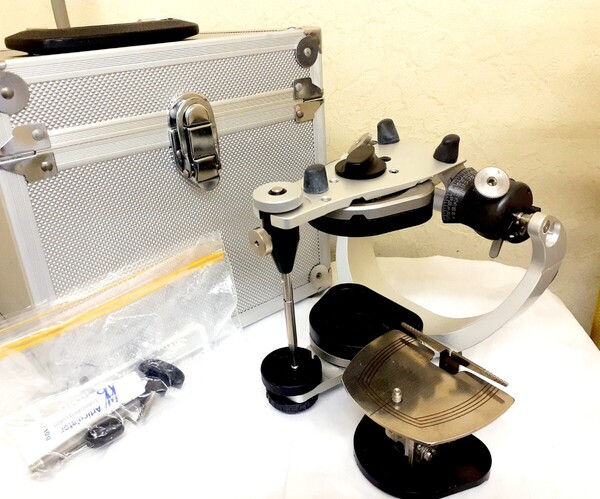 送料込み 美品 KaVo PROTAR EVO5B カボ プロター エボ5B 半調節性咬合器 歯科 技工 咬合器 義歯 補綴 インプラント