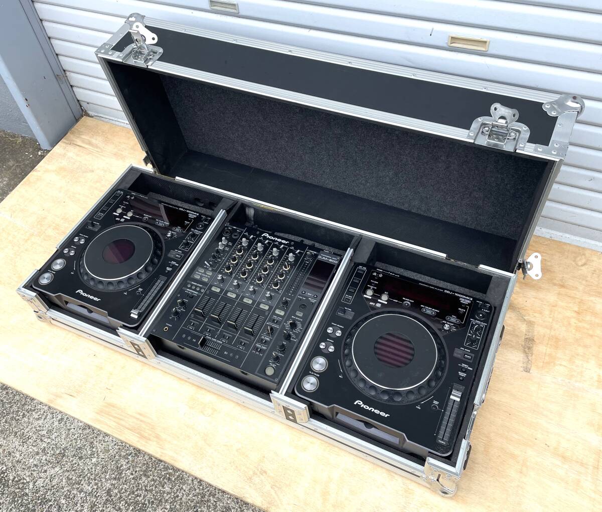 DJセット Pioneer CDJ-1000MK3 2台+ミキサー+ケース DJセット Pioneer CDJ-1000MK3 2台+ミキサー+ケース Pioneer DJ