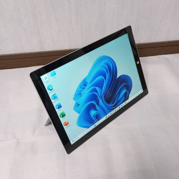 Microsoft Surface Pro3 Model:1631 メモリ8GB SSD256GB Core i5 4300U Office2021付き