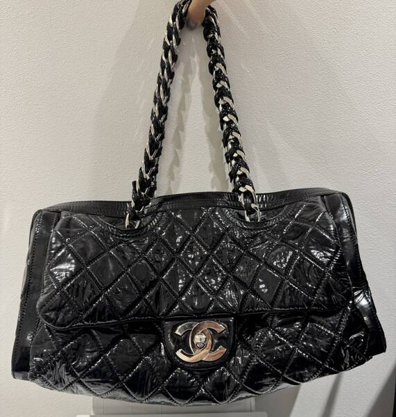 CHANEL シャネル パテントレザー エナメル マトラッセ ダブルチェーン ショルダー ボストン バッグ 黒