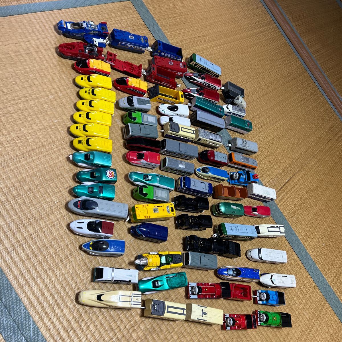 【最終価格】ホットウィール 15台 まとめ売り 未開封 ミニカー レア Yahoo!オークション -「ディズニー ホットウィール」の落札相場