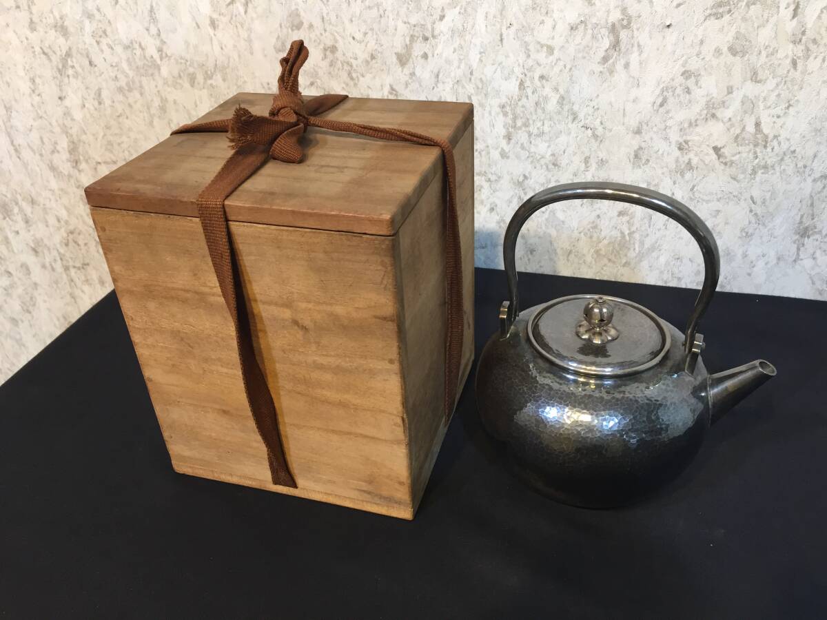 煎茶道具 茶器 純錫製 急須 湯沸し Yahoo!オークション -「湯沸」(錫製) (金属工芸)の落札相場