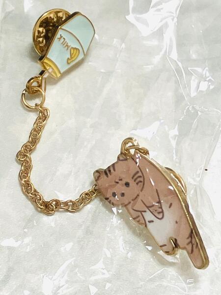 新品 送無★☆ピンバッジ サバトラ ミルクチェーン付★ねこちゃん キャット☆★ピンバッチ ピンバッヂ カワイイ オシャレ 猫 ねこ