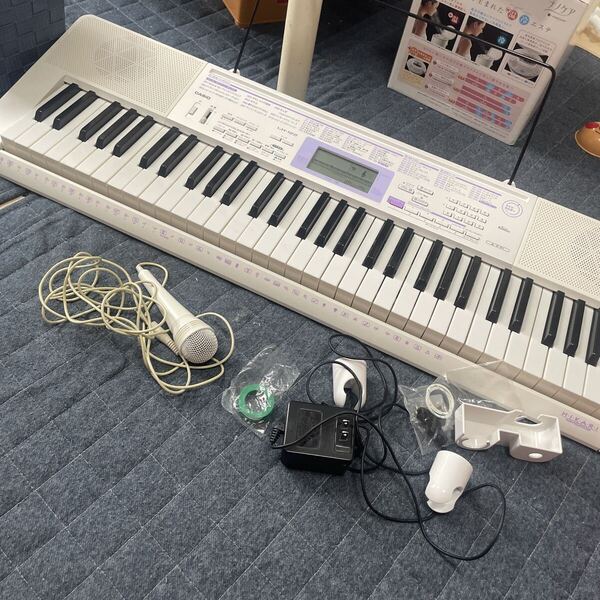 カシオ キーボード ピアノ 光ナビゲーション LK-122