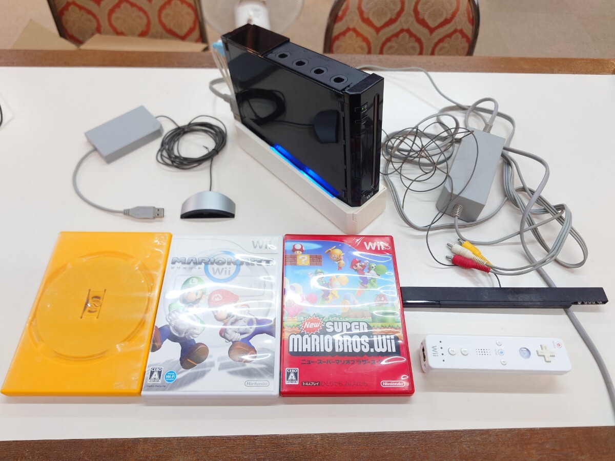 【全て新品未開封】Wii 本体セット ソフト2本 他付属品 Yahoo!オークション -「wii ソフト セット」(Wii本体) (Wii)の