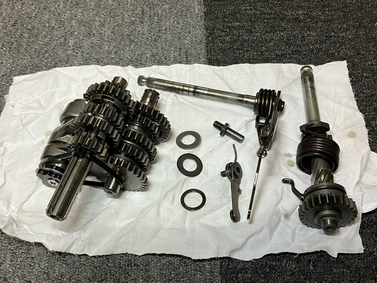 モンキー　シャリー ダックス　エンジン　中古　5速ミッション モンキー シャリー ダックス エンジン 中古 5速ミッション