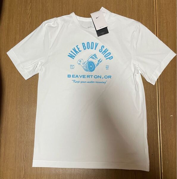 新品未使用 ナイキNike DRI-FIT NIKEBODYSHOP水色 Tシャツ Mサイズ TEE 半袖Tシャツ 白