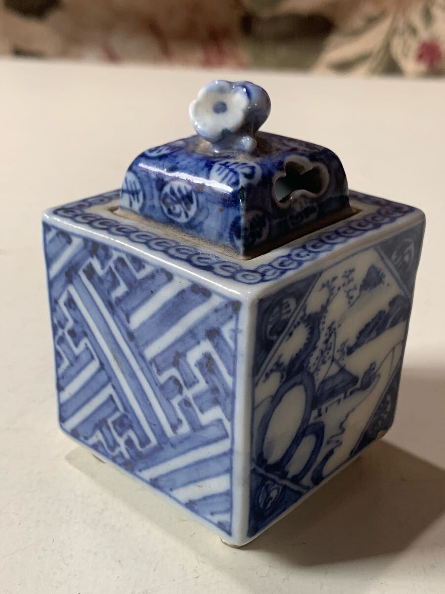 骨董品 染付香炉 道八銘 Yahoo!オークション -「道八 香炉」(陶芸) (工芸品)の落札相場