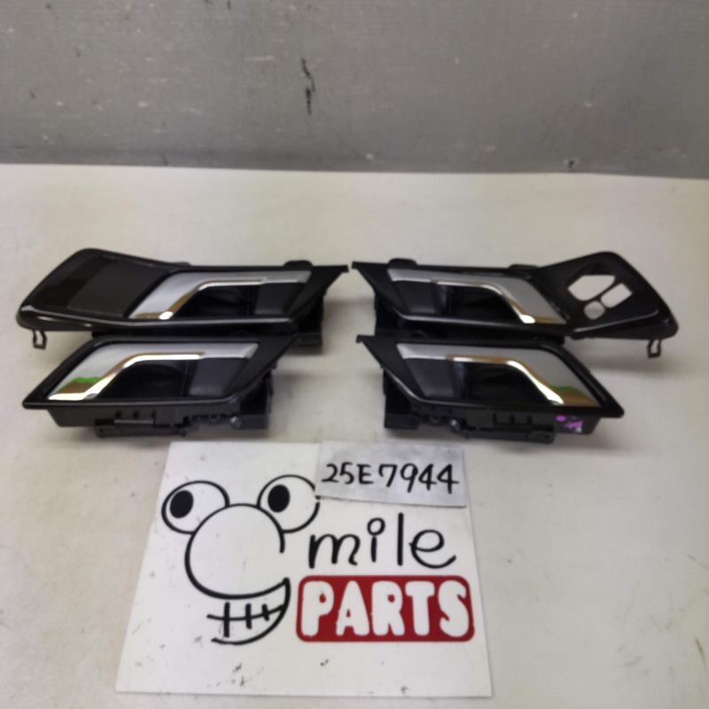 ＧＲＸ１２０／ＧＲＸ１２５　マークＸ　純正　メッキインナーハンドル１台分　１Ａ１