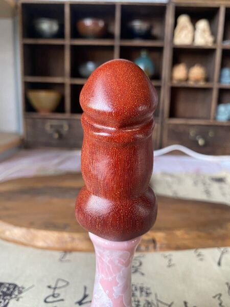 送料無料 高級木材 紅木彫り 古美術 縁起物 根付 女性器 女陰 春画 子宝 男根 高級木彫り 高さ7.5cm 置物 オブジェ 民芸品