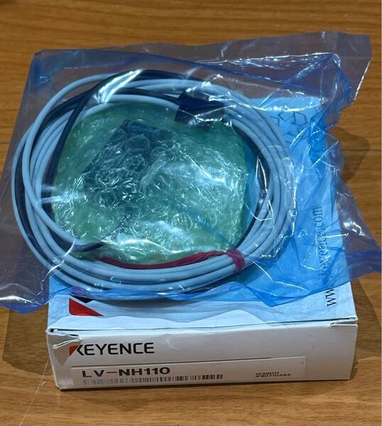 未使用キーエンス LV-NH110 エリア透過型 レーザセンサヘッド KEYENCE