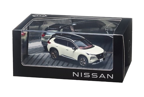 日産 特注 京商 エクストレイル NISSAN X-TRAIL ブリリアントホワイトパール / スーパーブラック 1/43